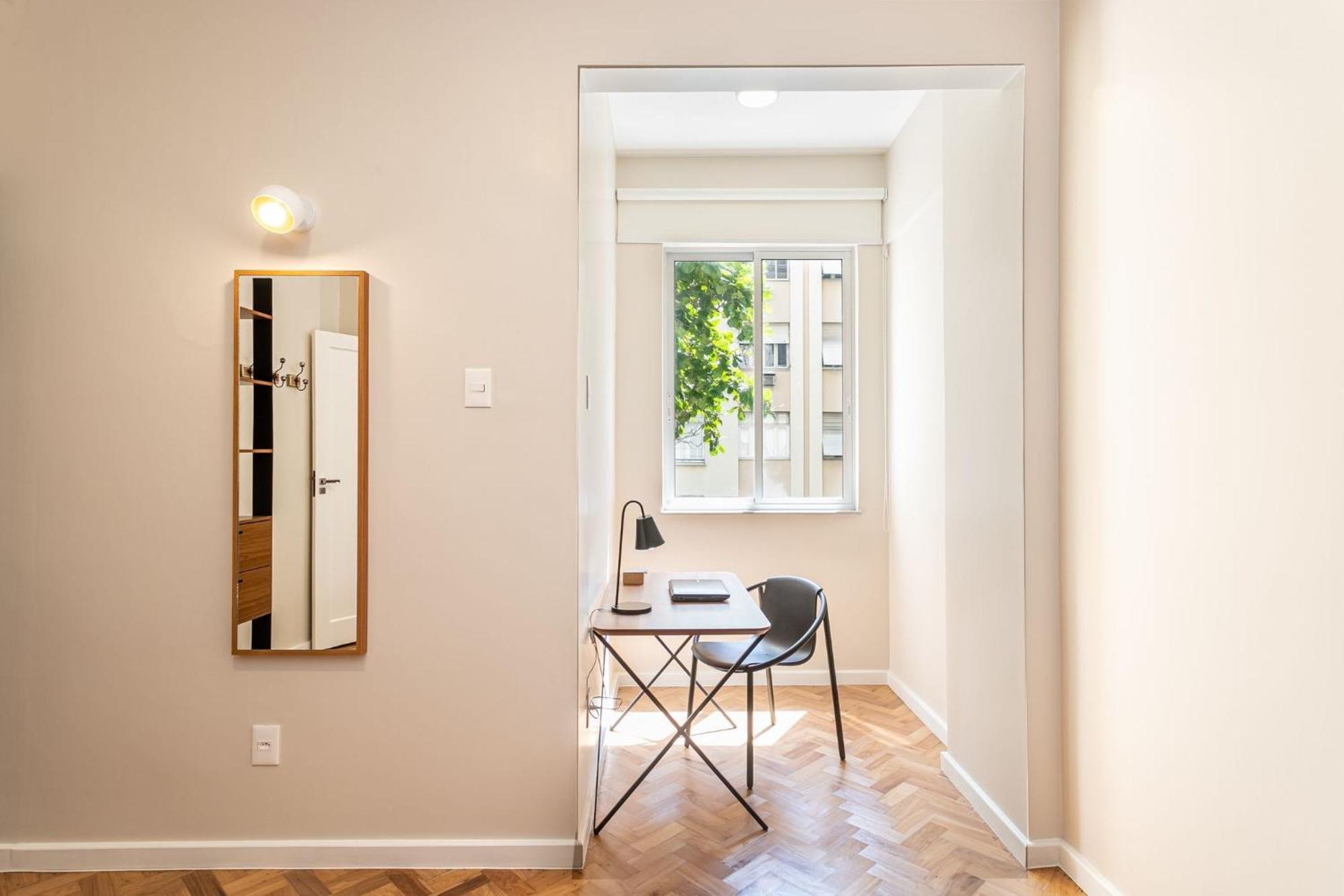 Appartement 3qts A 50m Da De Copacabana | Sqc 12/301